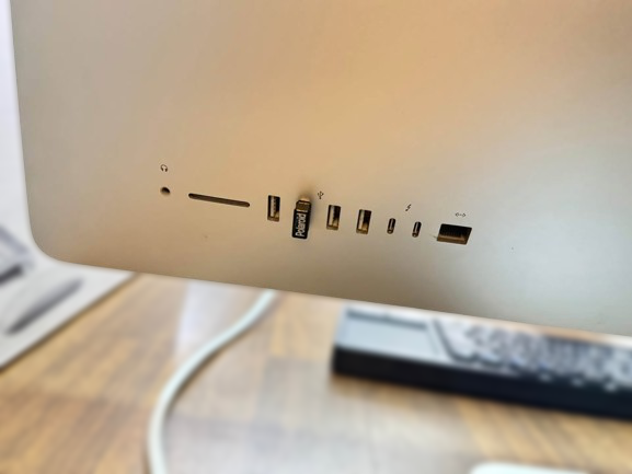 iMac 2019 5k 27" Pulgadas / i5 Seis Núcleos - 24GB Ram - 1 TB - AMD GRAPHICS 4GB