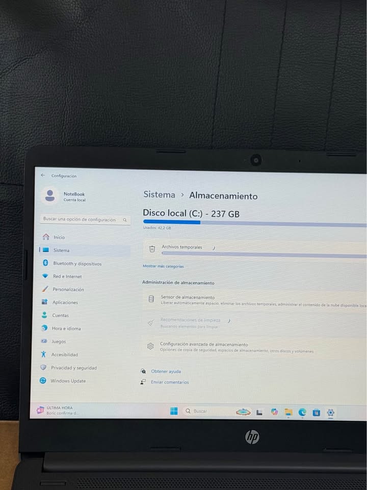 HP 240 G8 | Ryzen 5 5000 Series | 16GB RAM | 256GB SSD M.2 | 14" Full HD | Windows 11 | ¡Impecable y Lista para Usar!
