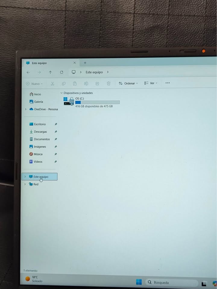 ASUS VIVOBOOK 16" PULGADAS / INTEL i5-12VA GEN - 8GB RAM - 512 GB SSD