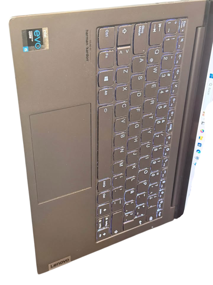 Lenovo ThinkBook Plus 2da Gen TACTIL(Intel) i5-11°Gen 16Gb RAM 512SSD DOBLE PANTALLA