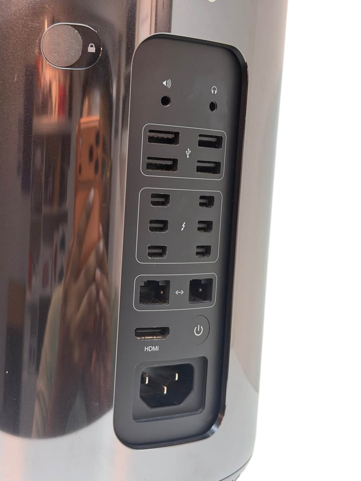 Apple Mac Pro 6.1 Intel Xeon E5 12 Nucleos | 128GB RAM | 1TB SSD | 2 D300 2GB
