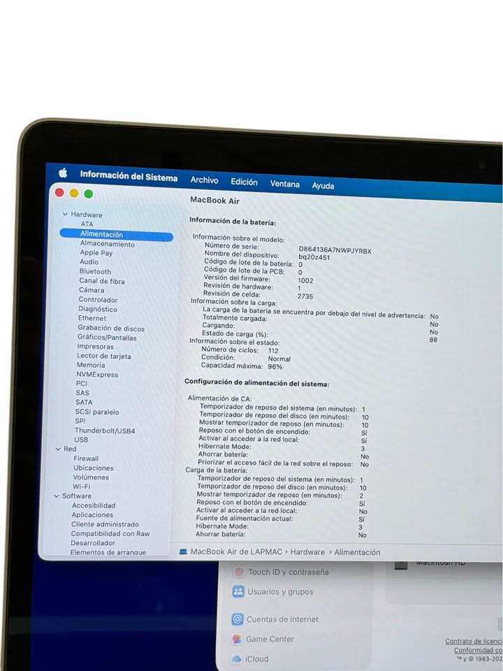 Apple MacBook Air 13.3" | Chip M1 | 8GB RAM | 256GB SSD | Retina