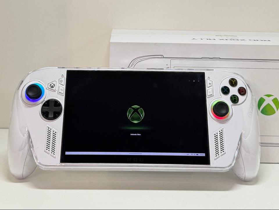ASUS ROG XBOX ALLY (2025) RC73YA | AMD Ryzen Z2 A | 16GB LPDDR5 6400MT/s | 512GB SSD NVMe PCIe 4.0 | 7" FHD 120Hz Táctil | Windows 11 Home | Gaming Handheld PC