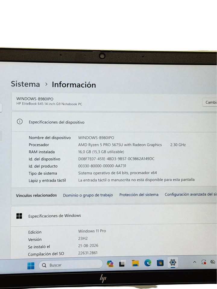 HP EliteBook Empresarial Alta Calidad | Ryzen 5 PRO 5675U | 16GB RAM | 256GB SSD NVMe | Chasis de Aluminio | Teclado Iluminado | Lector de Huella Digital