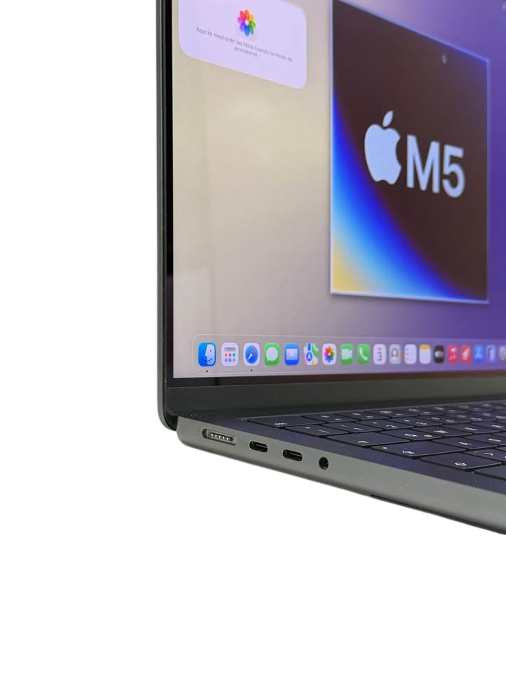 APPLE MACBOOK PRO 14" M5 | 24GB RAM Unificada | 1TB SSD | Pantalla Liquid Retina XDR 120Hz | Batería 100% – Solo 22 Ciclos | Casi Nuevo