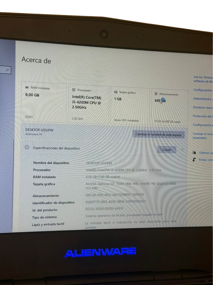 Alienware 15" | Intel i5 4-ta Gen | NVIDIA 1GB | Batería Nueva | Completo en Caja
