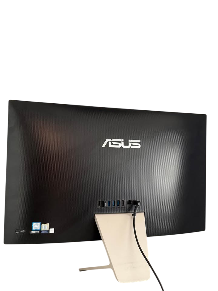 ASUS All-in-One (AIO) 24" | i5-8va Gen | 8GB RAM | 512GB SSD | Pantalla NanoEdge - Grado A+
