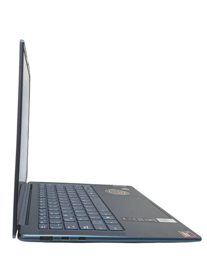 Lenovo Yoga 7 Pro | Ryzen 7-8845HS | 16GB RAM | 1TB SSD | RTX 3050 6GB | 90Hz Slim Premium